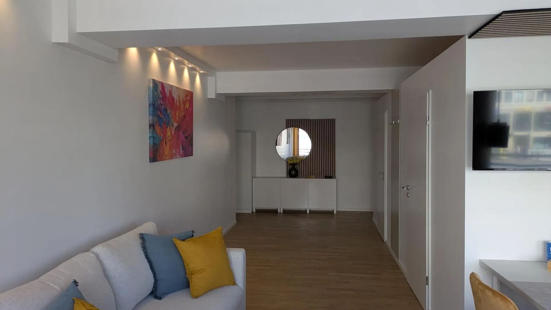 Munich Top Place Direkt Am Karlsplatz - Stachus 70 Qm Mit 2 Schlafzimmer Apartment Mila Germania