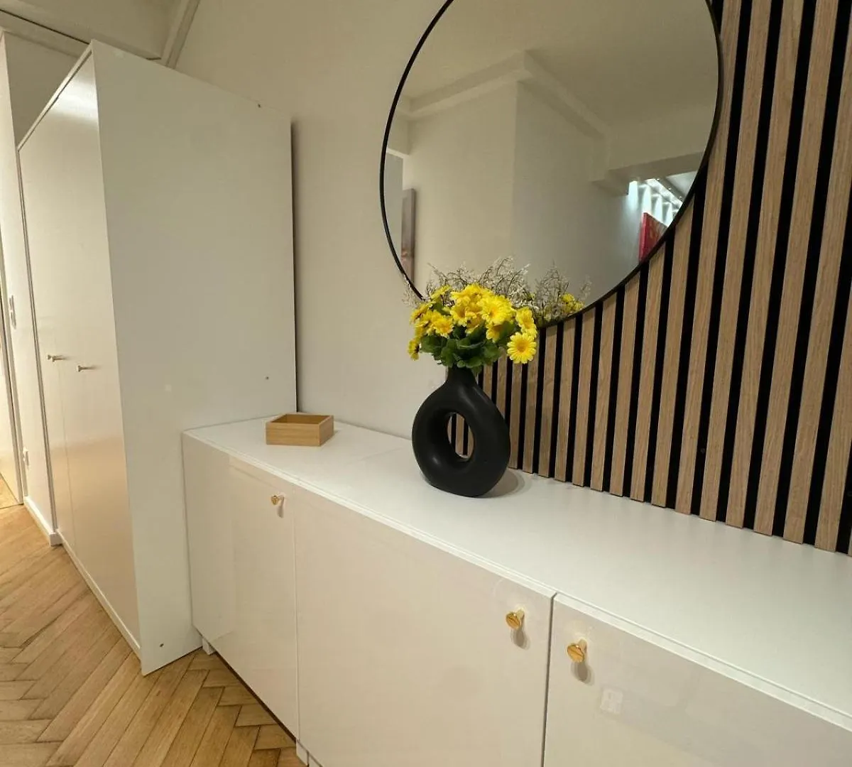 Munich Top Place Direkt Am Karlsplatz - Stachus 70 Qm Mit 2 Schlafzimmer Apartment Mila