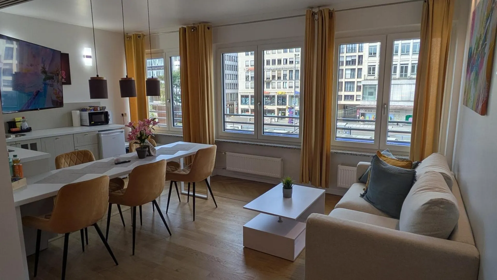 Munich Top Place Direkt Am Karlsplatz - Stachus 70 Qm Mit 2 Schlafzimmer Apartment Mila